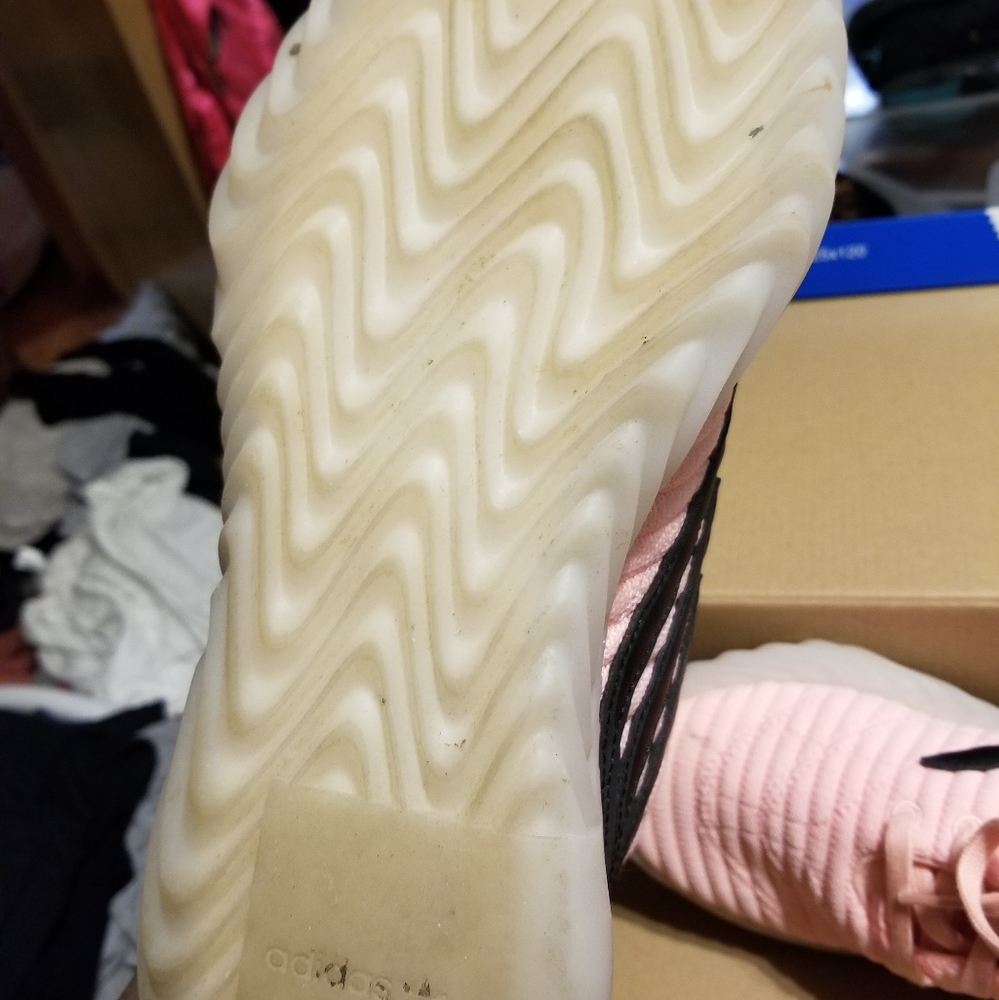 Shoes - Picture 3 of 3